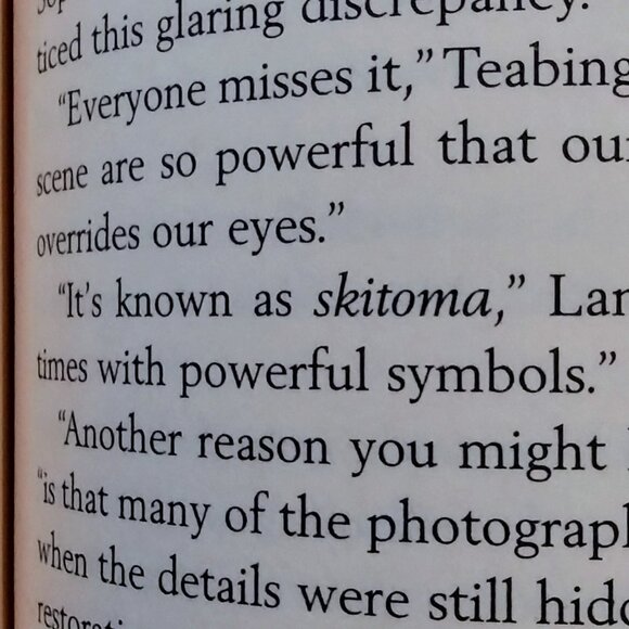 True 1st Print Dan Brown The Da Vinci Code 1st Ed Hardcover Book - Picture 7 of 7